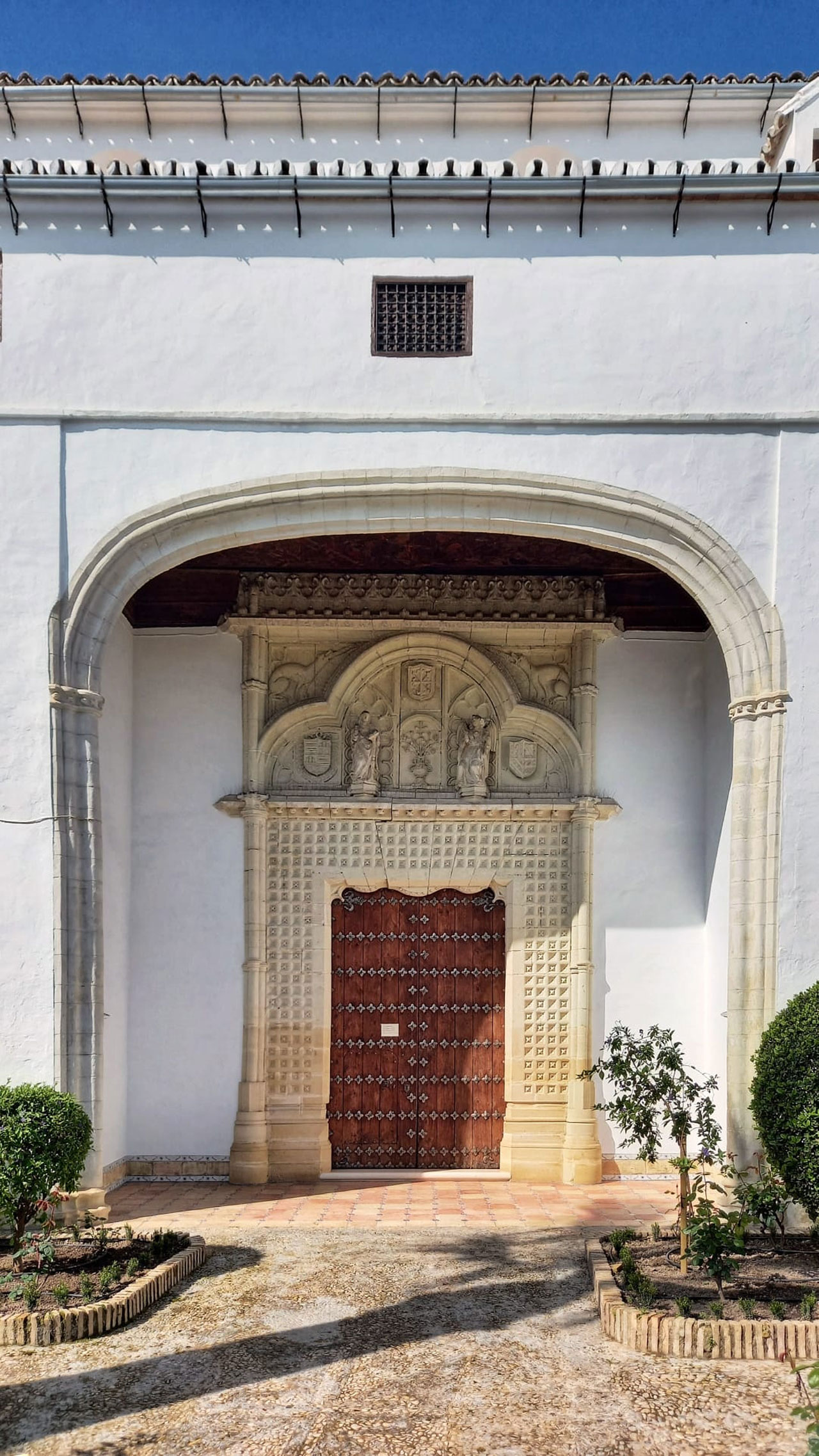 Puerta de la Iglesia Conventual Madre de Dios