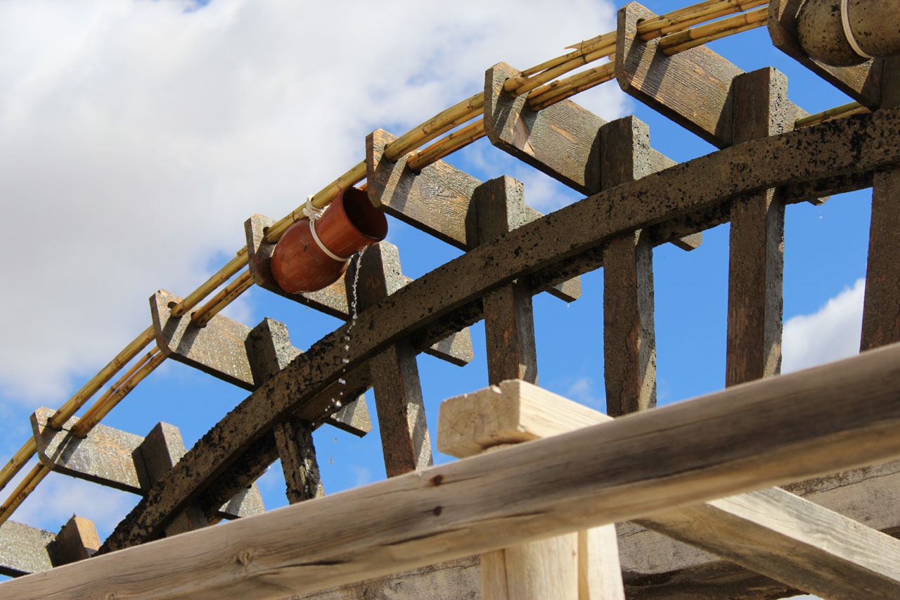 Detalla de la noria de Albendín